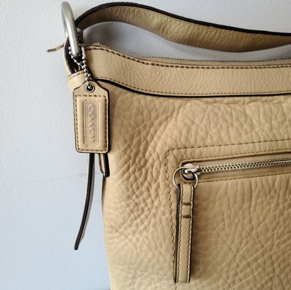 Coach Vintage Pebbled Leather Crossbody Bag #F12319 - Picture 3 of 11